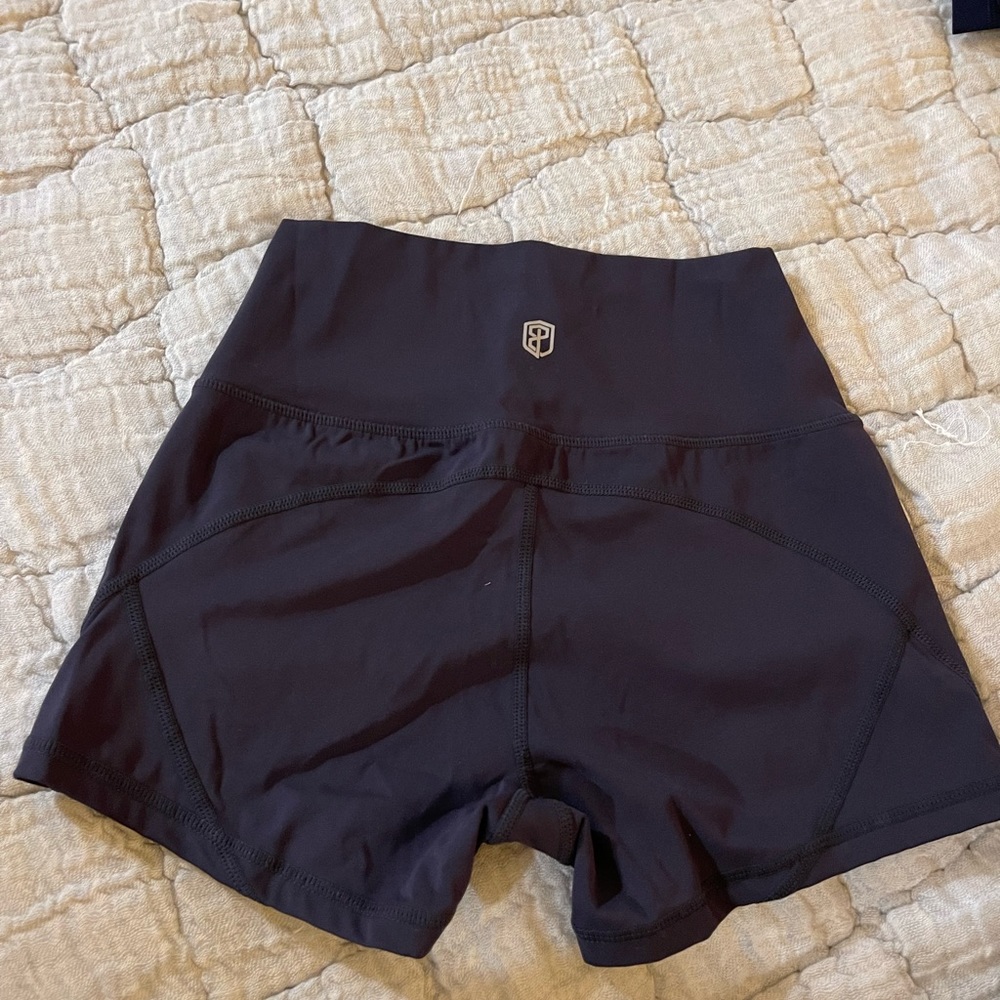 Born Primitive High Waist Shorts Small